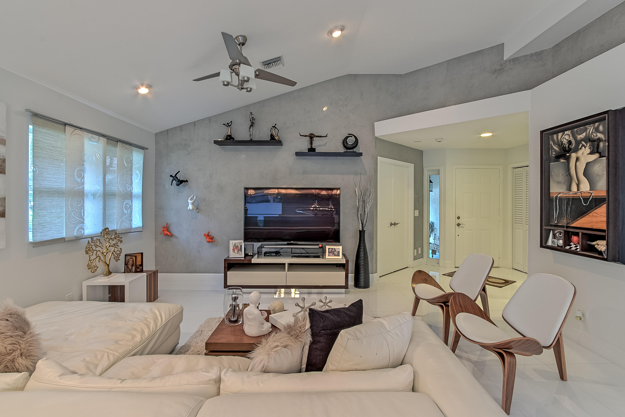 2081 Northwest 52nd Street Boca Raton, FL 33496 - Photo 5 of 43 camargo-2