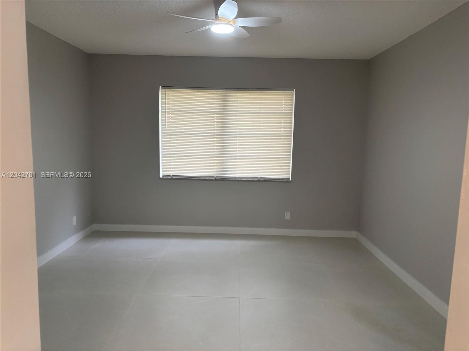 300 Berkley Road, Unit 103 Hollywood, FL 33024 - Photo 20 of 31