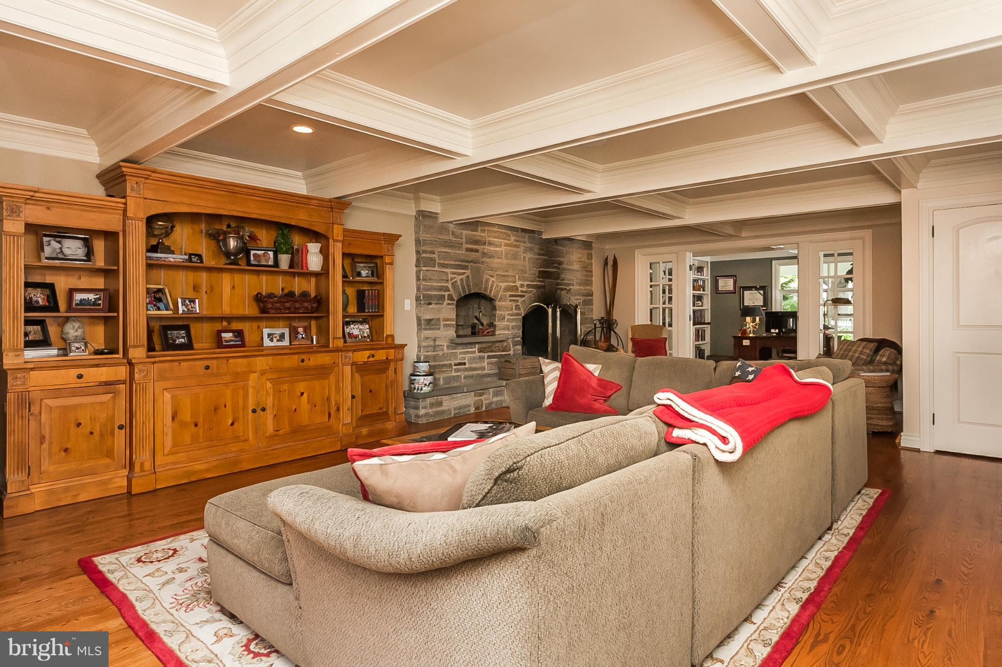 1427 Providence Road Towson, MD 21286 - Photo 14 of 30 Family Room