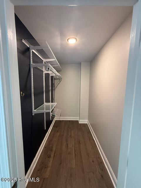 714 San Juan Road New Bern, NC 28560 - Photo 23 of 34 Large walk in closet in primary