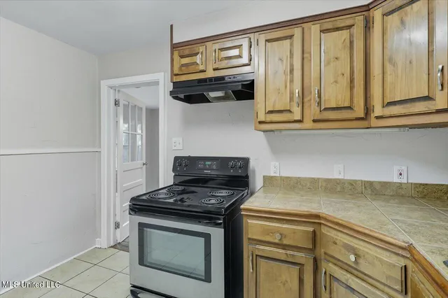 $1,500 | 211 West Lakeview Drive, Clinton, MS 39056