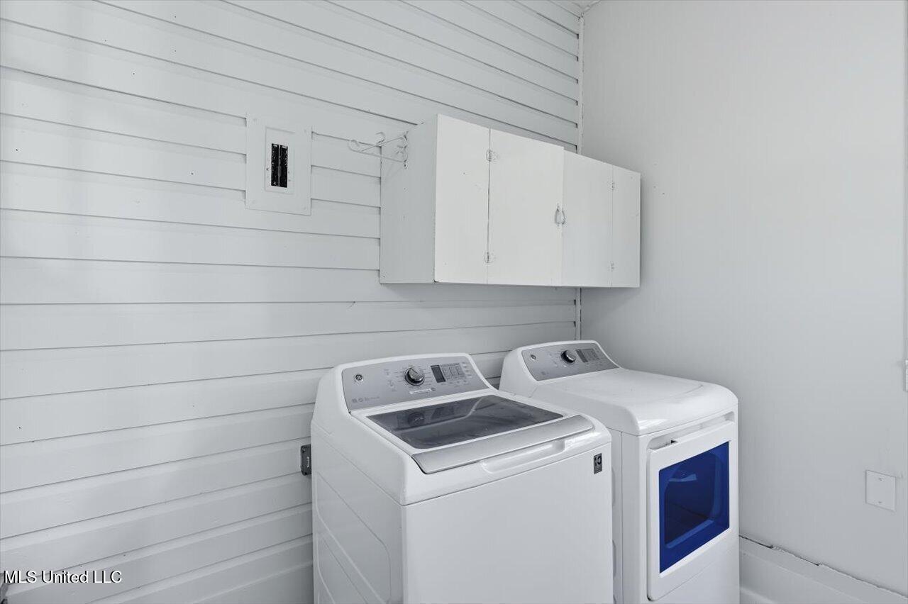 211 West Lakeview Drive Clinton, MS 39056 - Photo 18 of 26 18-211 W Lakeview Dr _ Home Tours MS