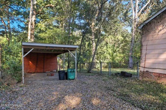 $1,500 | 211 West Lakeview Drive, Clinton, MS 39056