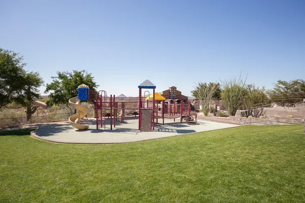 $2,595 | 3252 West Gran Paradiso Drive, Phoenix, AZ 85086