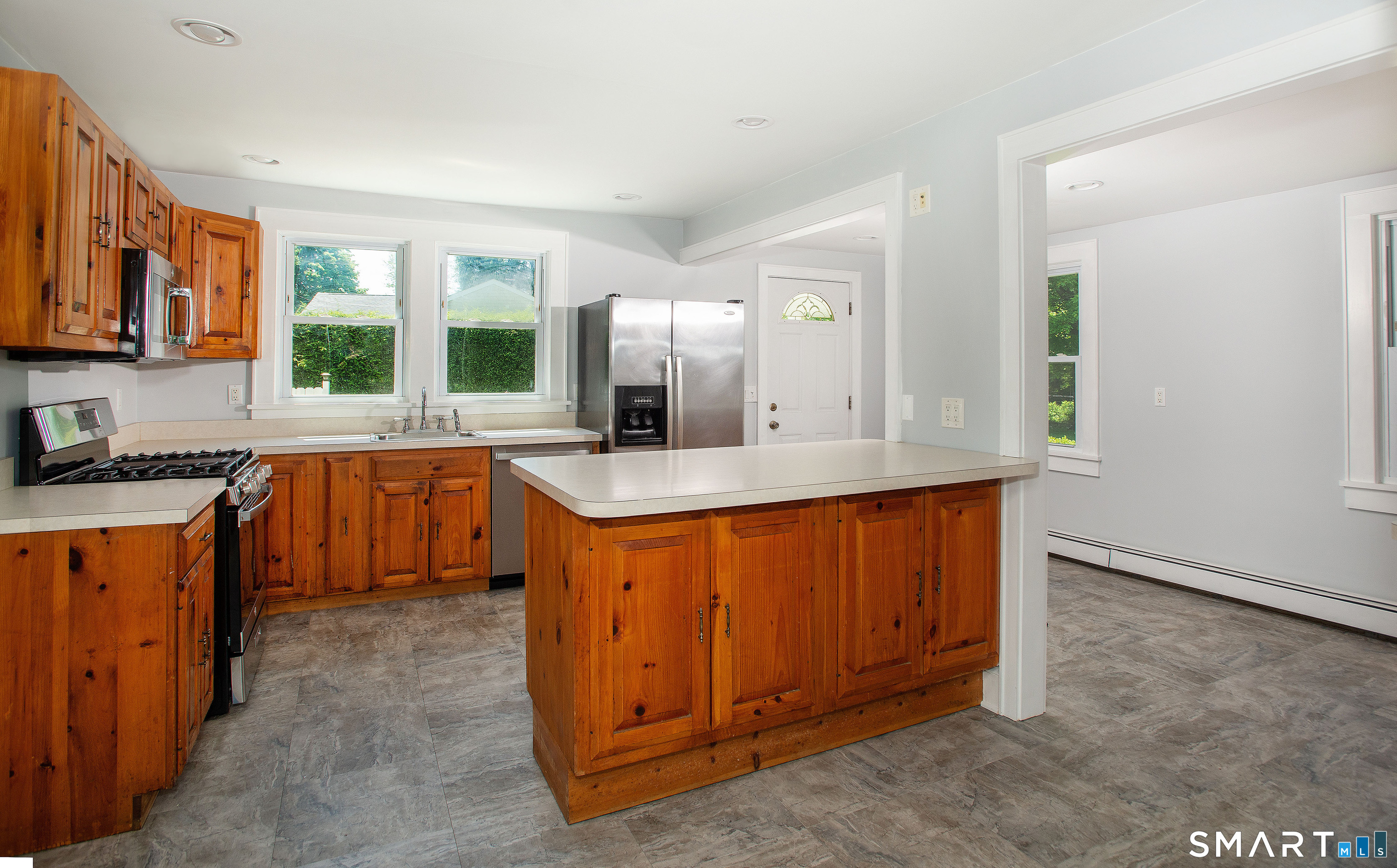 159 Barry Avenue Ridgefield, CT 06877 - Photo 17 of 39