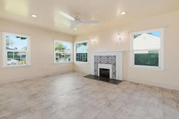 $445,000 | 2121 Juliesse Avenue, Sacramento, CA 95821