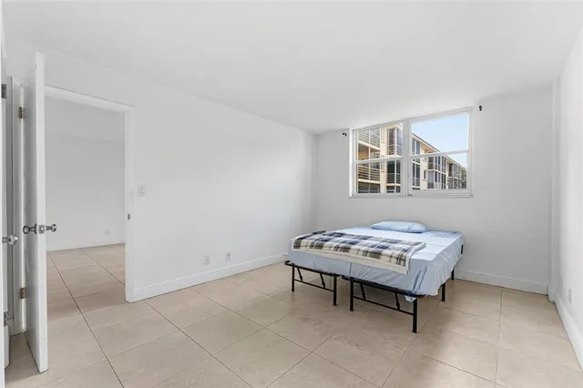 $195,000 | 4500 North Federal Highway, Unit 134D, Lighthouse Point, FL 33064