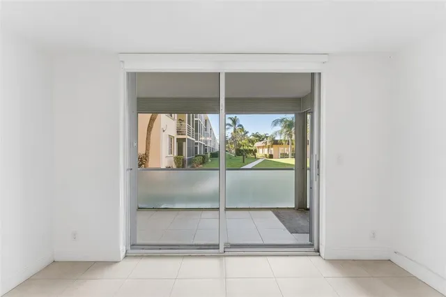 $195,000 | 4500 North Federal Highway, Unit 134D, Lighthouse Point, FL 33064