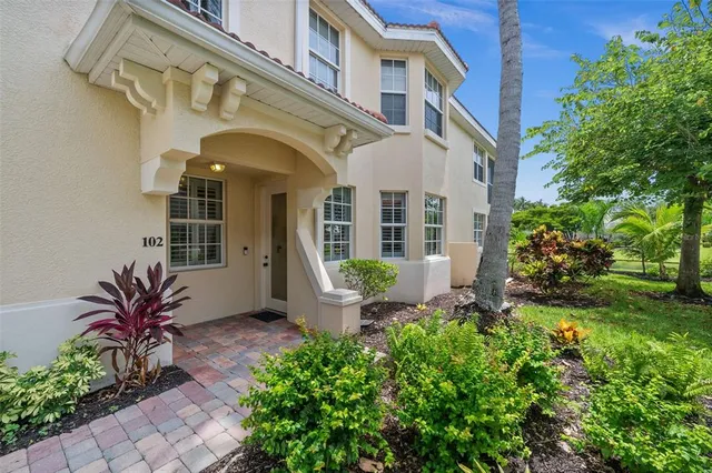 $475,000 | 5626 Cape Harbour Drive, Unit 102, Cape Coral, FL 33914