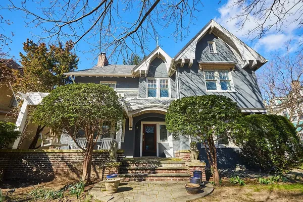 $3,950,000 | 116 Buckingham Road | Prospect Park South