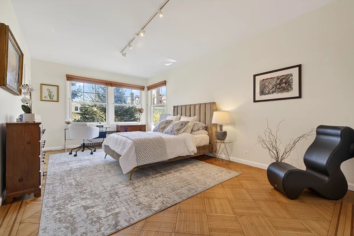 116 Buckingham Road Brooklyn, NY 11226 - Photo 9 of 19