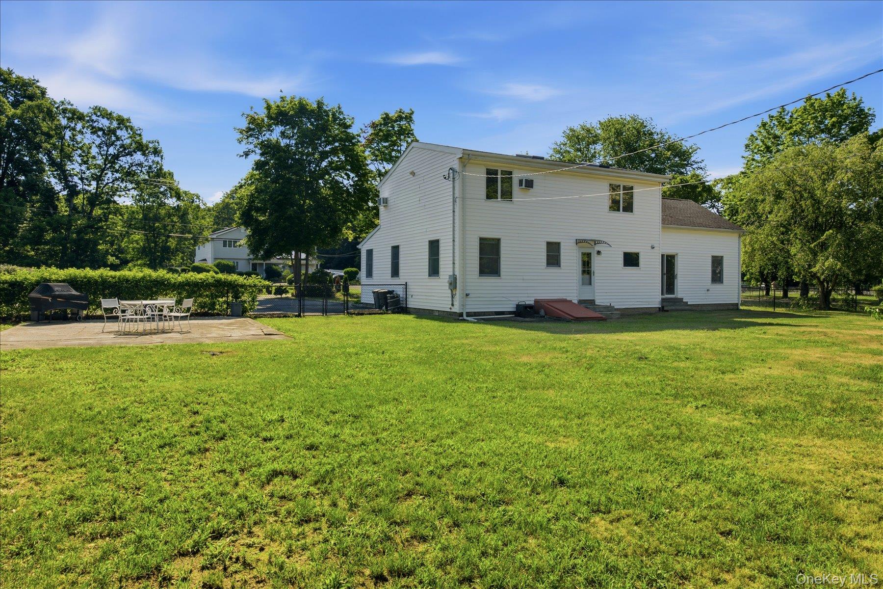 498 Miller Place Road Miller Place, NY 11764 - Photo 25 of 37 Shy 1 acre of meticulously maintained property