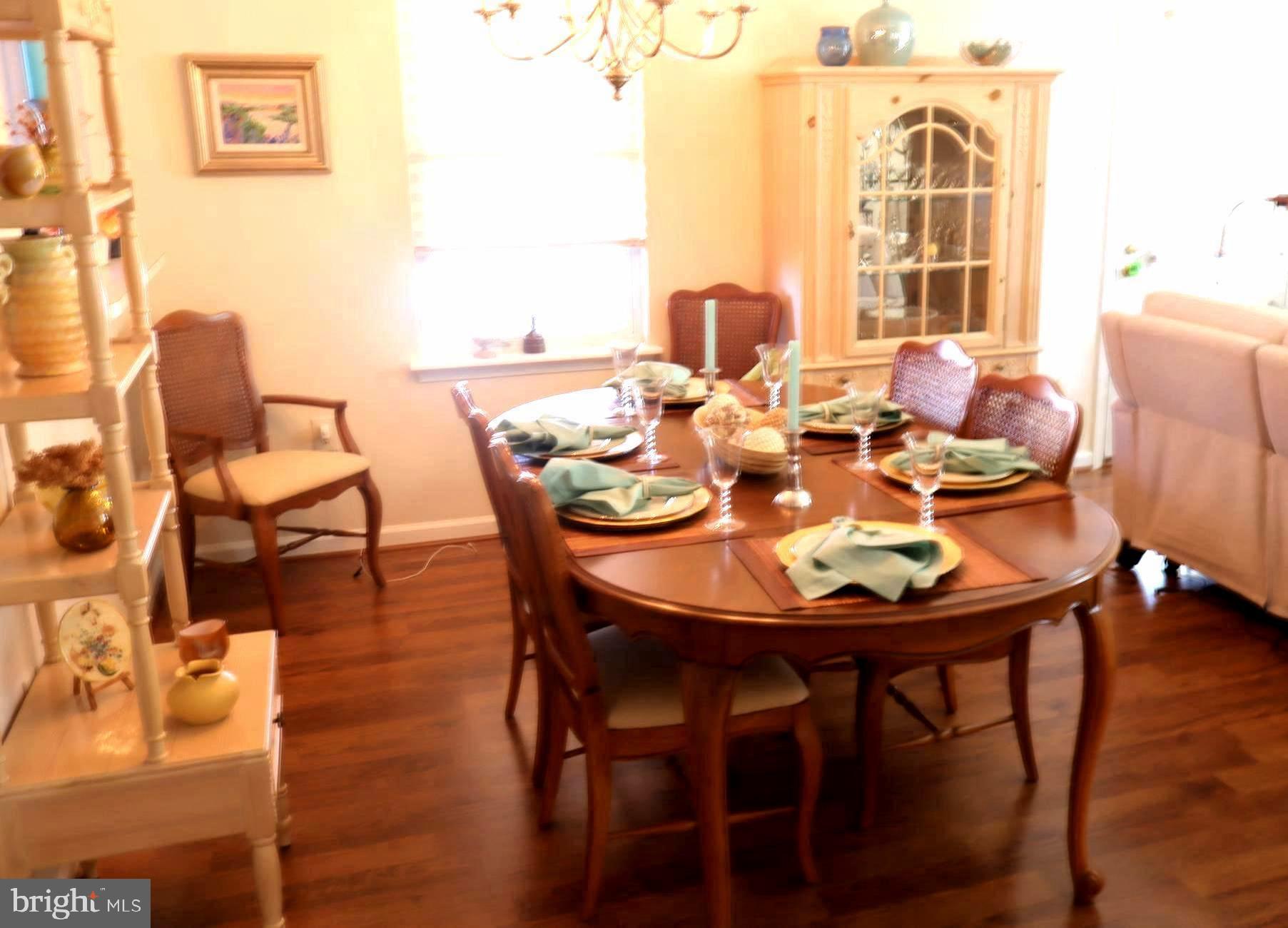 118 Primrose Lane Reading, PA 19610 - Photo 13 of 37 Din Rm view1