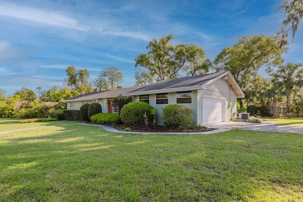 $309,000 | 305 South Woodward Avenue, DeLand, FL 32720