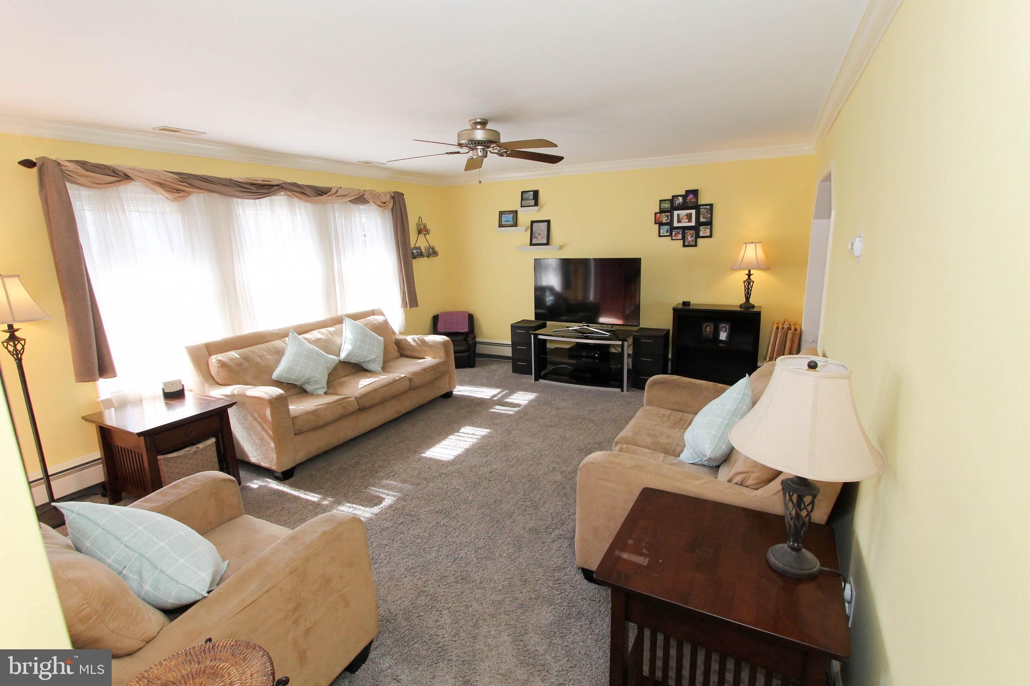 25 Candytuft Road Levittown, PA 19057 - Photo 15 of 36