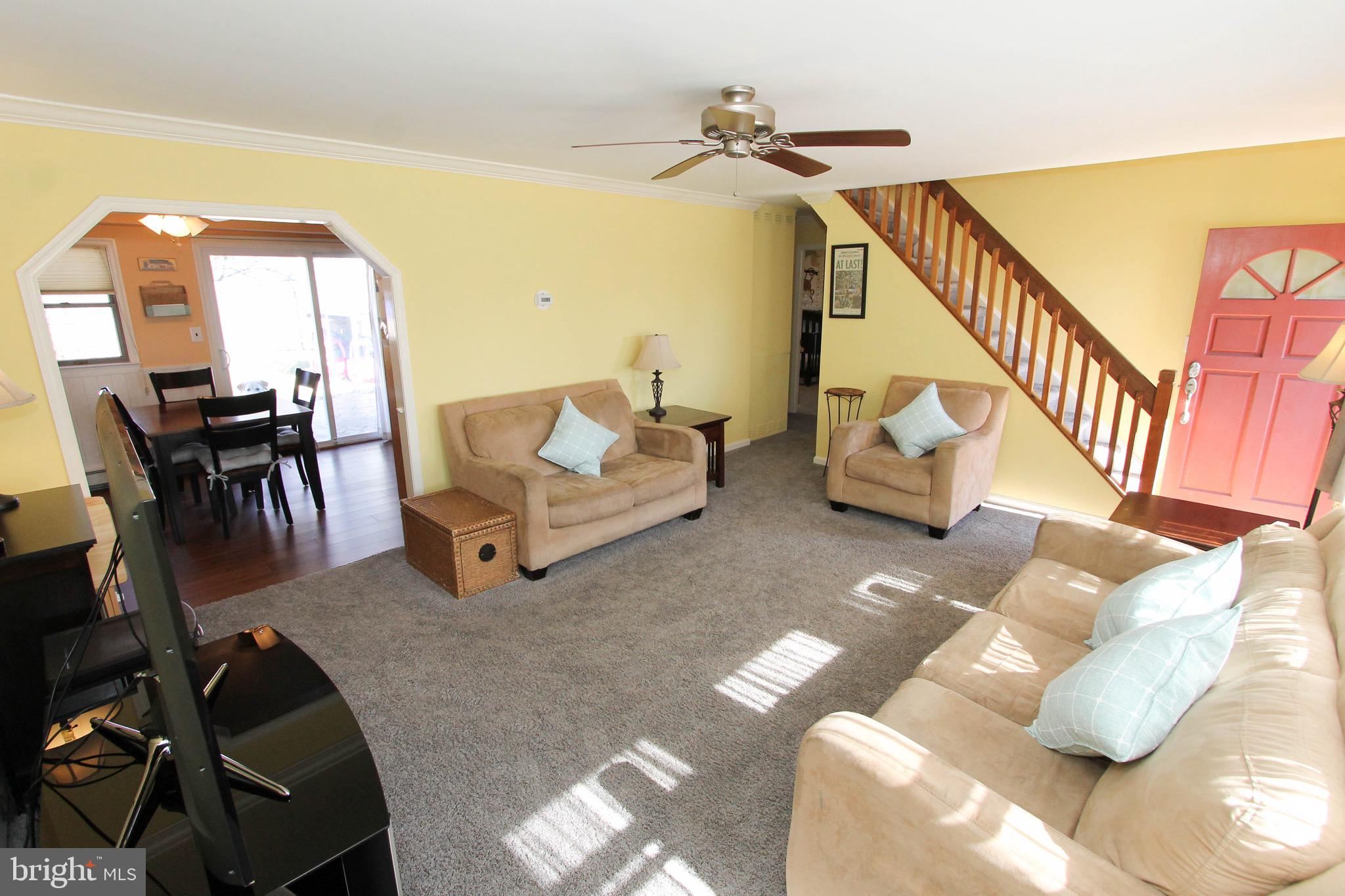 25 Candytuft Road Levittown, PA 19057 - Photo 4 of 36