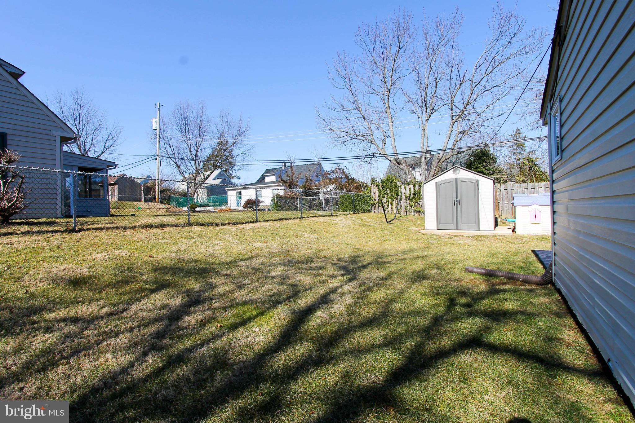 25 Candytuft Road Levittown, PA 19057 - Photo 34 of 36