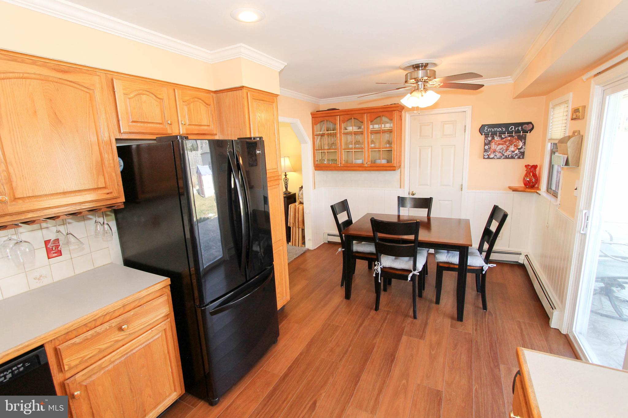 25 Candytuft Road Levittown, PA 19057 - Photo 6 of 36