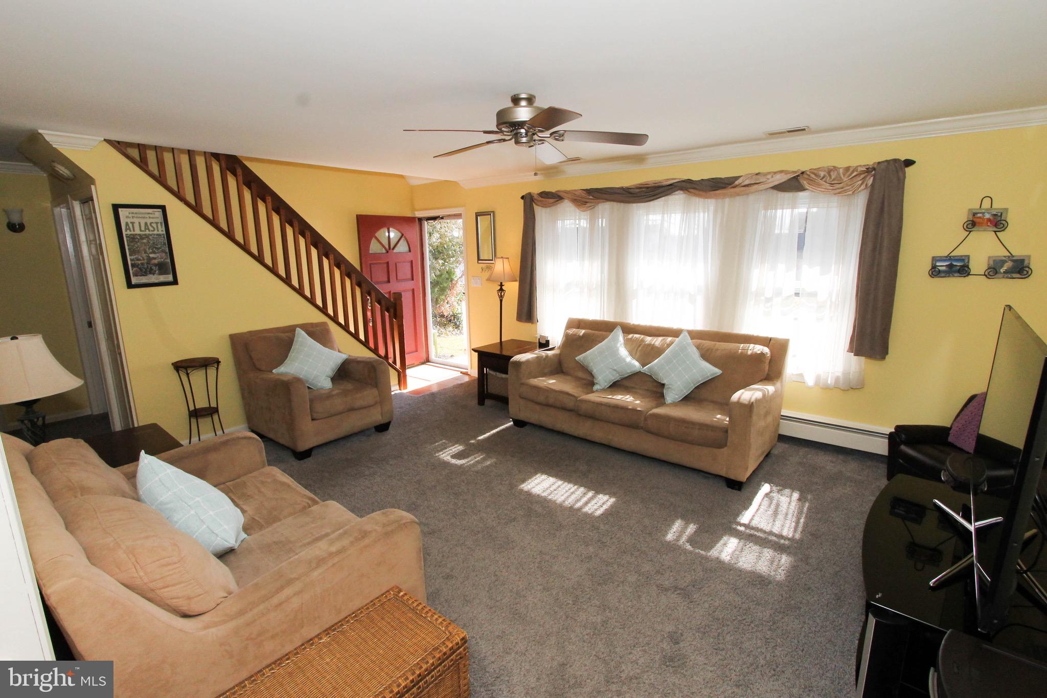 25 Candytuft Road Levittown, PA 19057 - Photo 7 of 36
