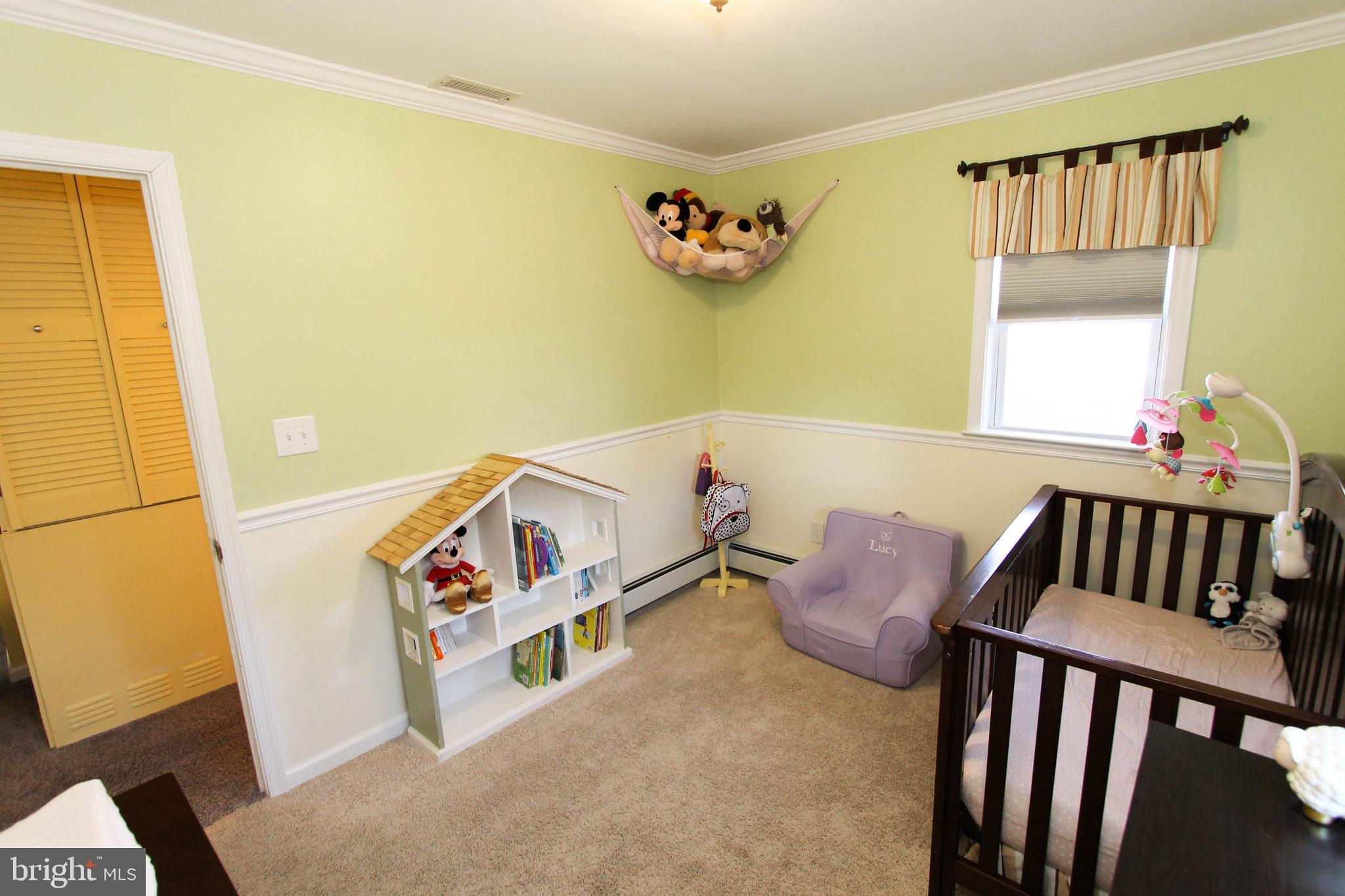 25 Candytuft Road Levittown, PA 19057 - Photo 10 of 36