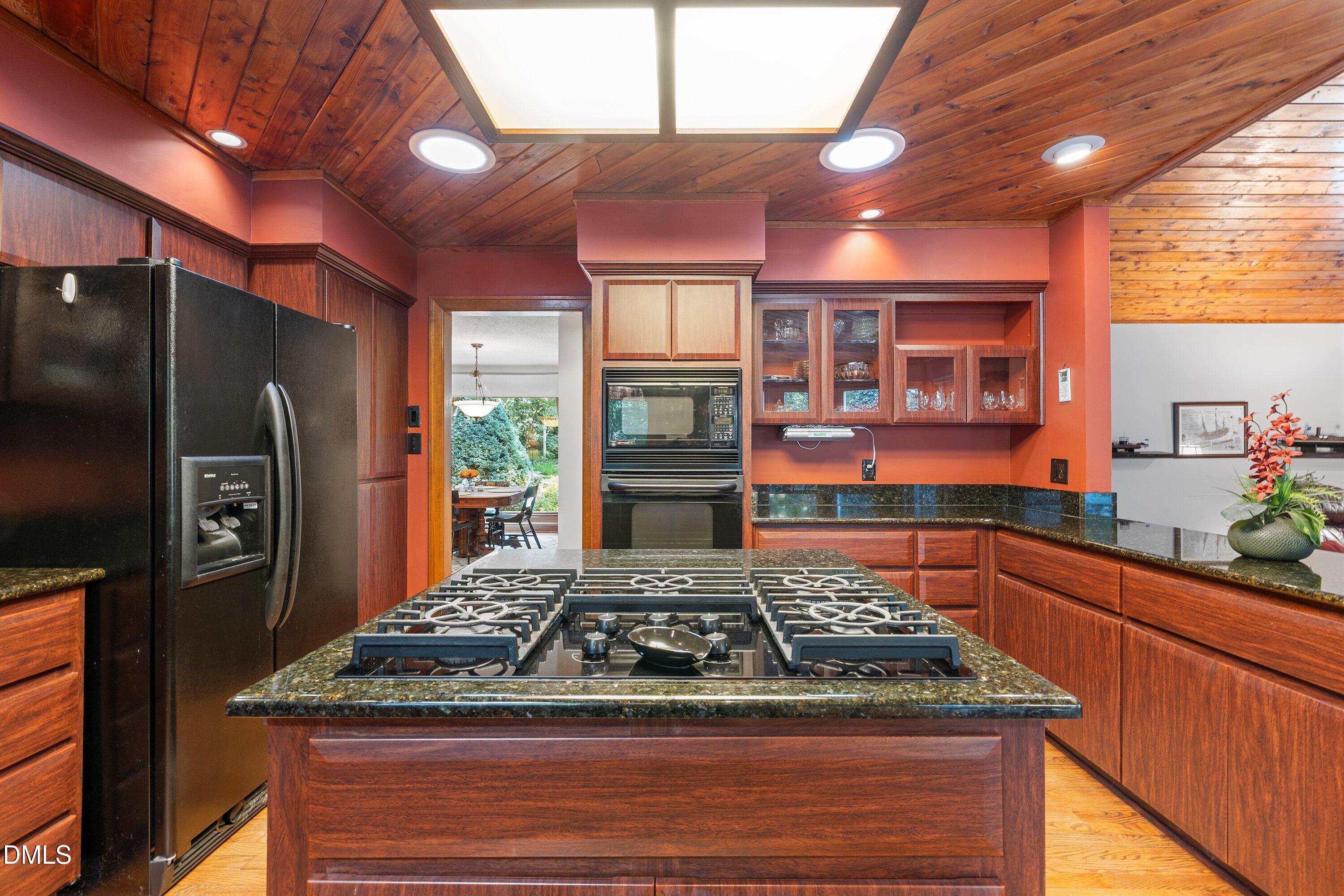 10029 Old Warden Road Raleigh, NC 27615 - Photo 21 of 62 Kitchen