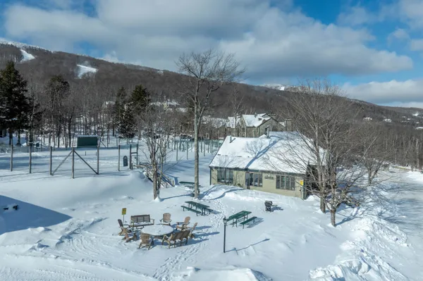 $675,000 | 19 White Loop, Unit A104, Ludlow, VT 05149