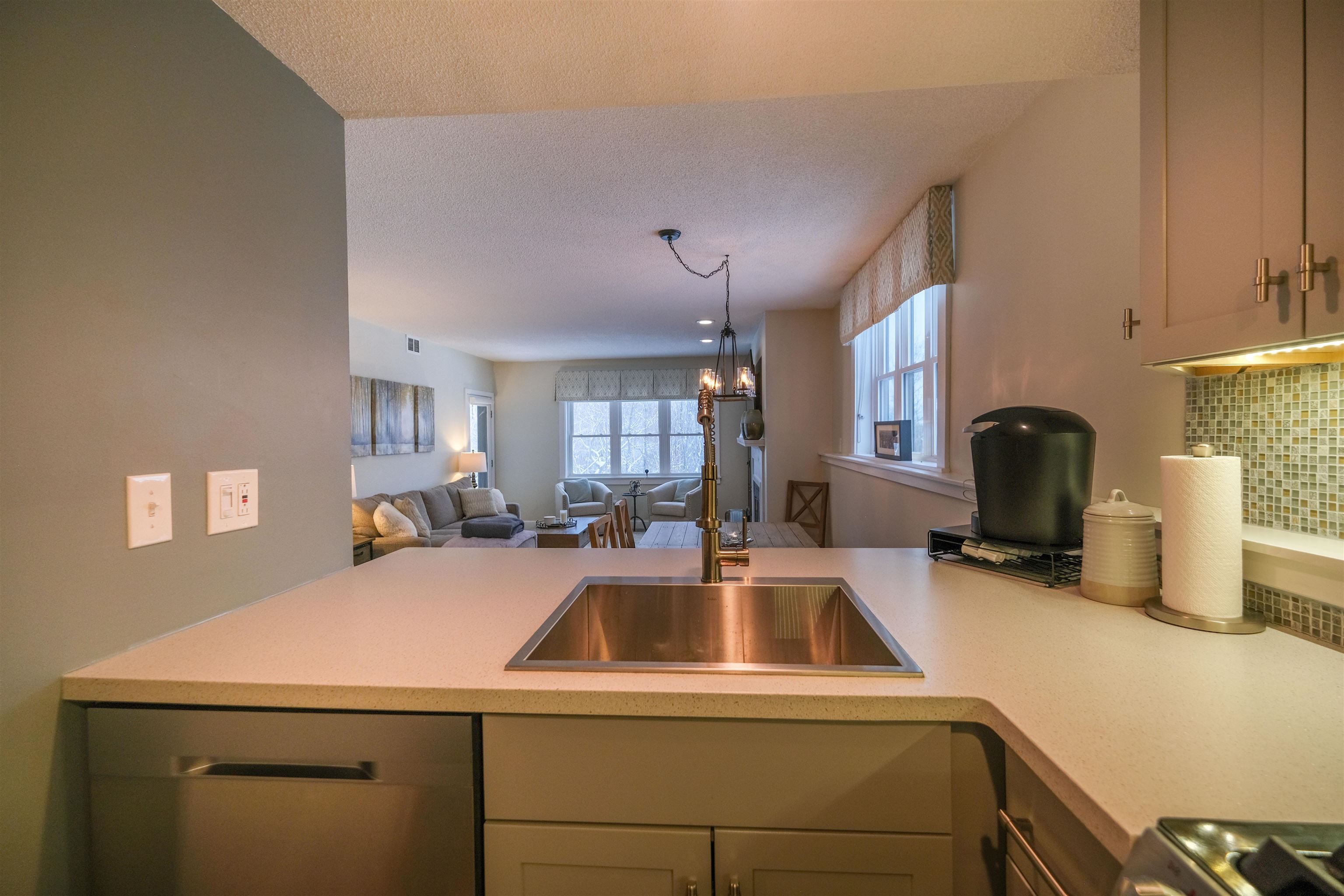 19 White Loop, Unit A104 Ludlow, VT 05149 - Photo 5 of 41