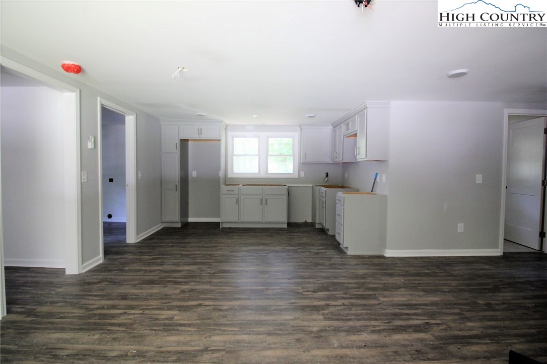 562 Highway 105 Boone, NC 28607 - Photo 7 of 17 Gallery Image 7