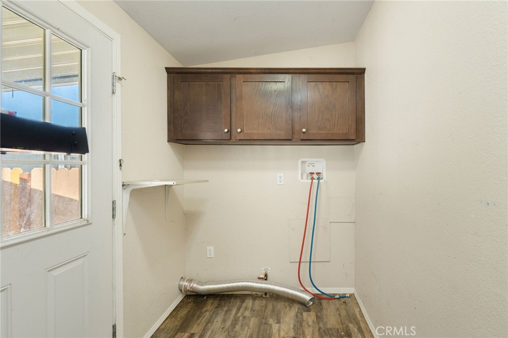 5800 Hamner Avenue, Unit 156 Eastvale, CA 91752 - Photo 8 of 20 a bathroom with a sink