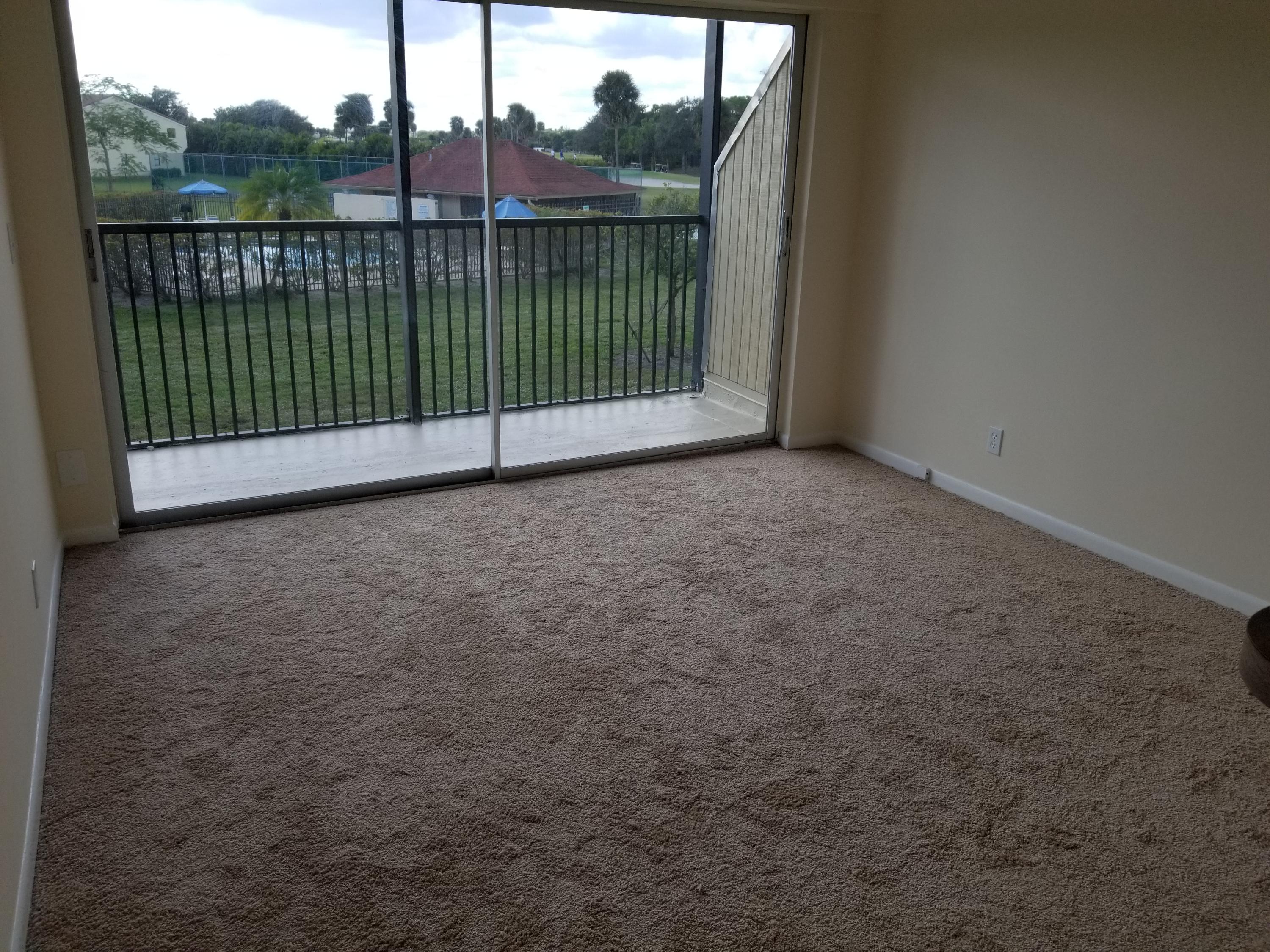9500 Southwest 3rd Street, Unit A221 Boca Raton, FL 33428 - Photo 24 of 34 Family Room