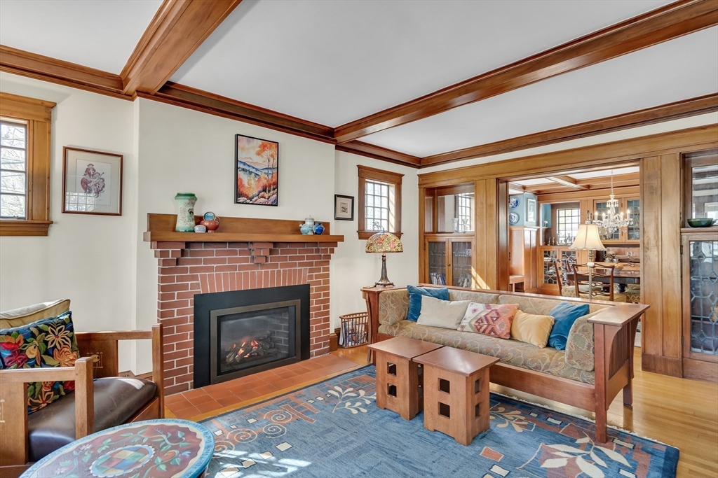 17 Sidley Road Boston, MA 02132 - Photo 7 of 32 Gallery Image 7