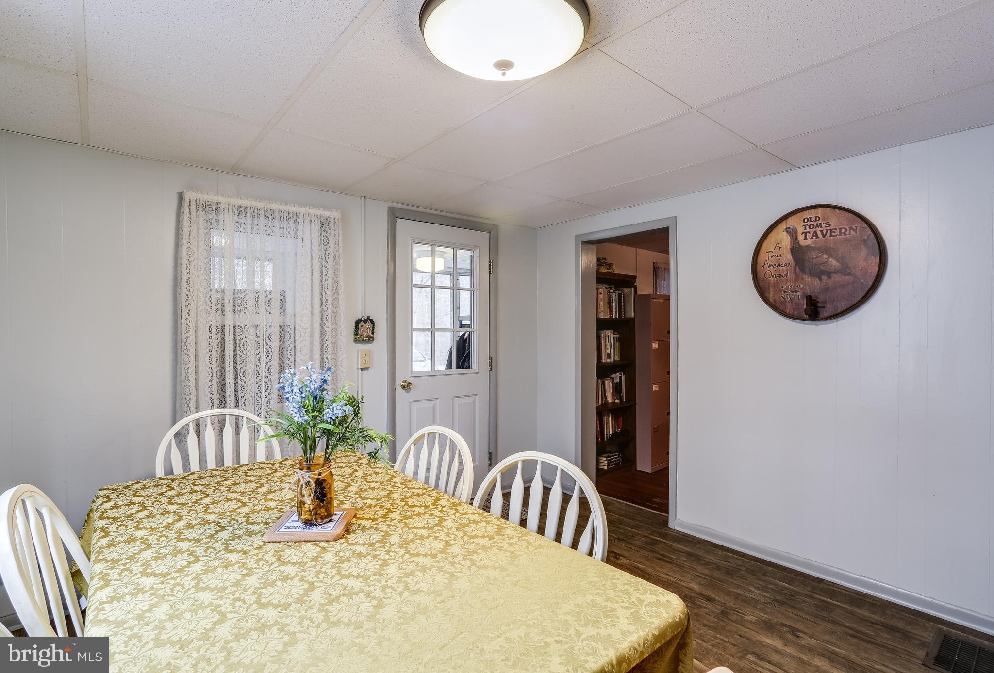 2662 Patapsco Road Finksburg, MD 21048 - Photo 15 of 30 Sitting Room