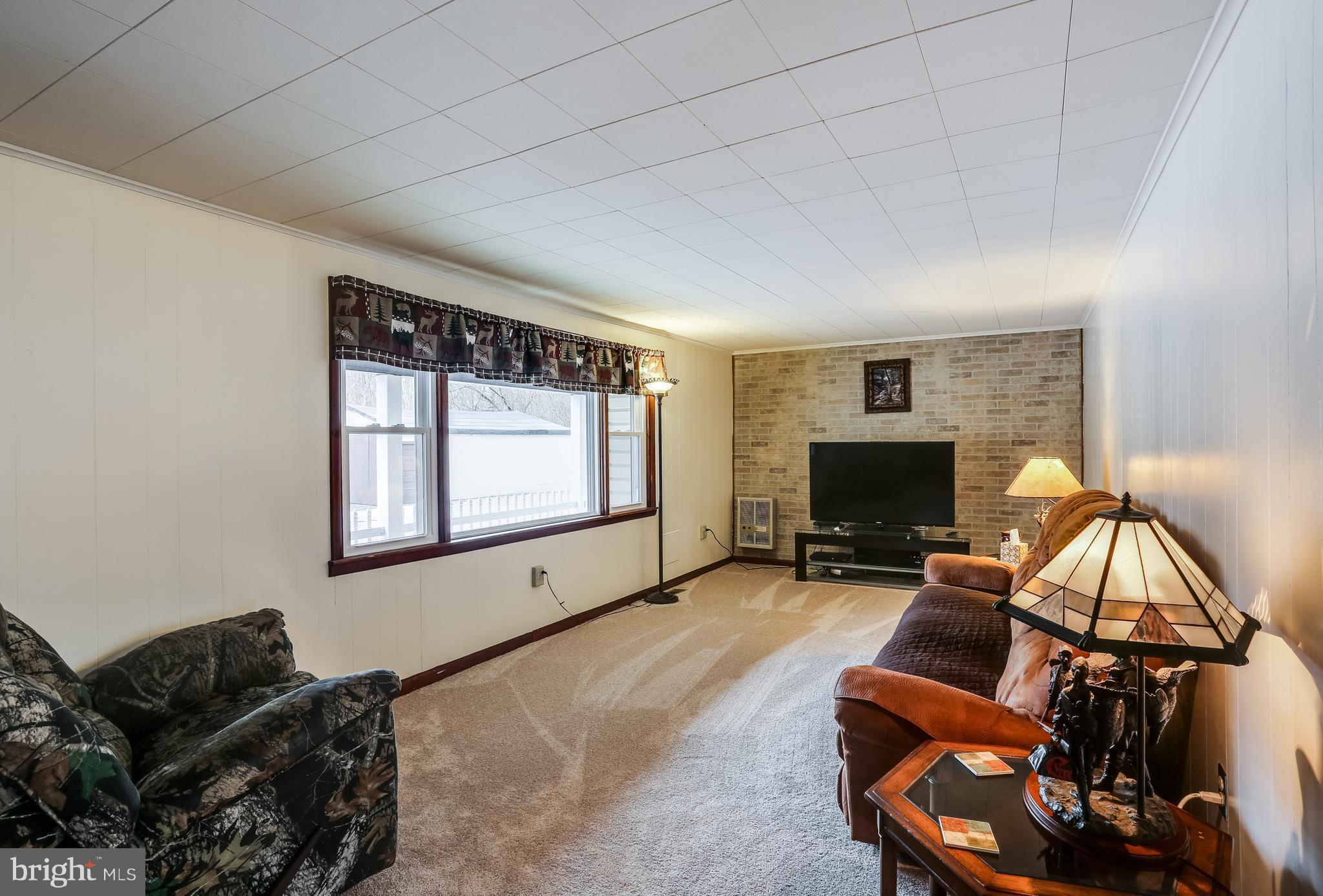 2662 Patapsco Road Finksburg, MD 21048 - Photo 6 of 30 Living Room