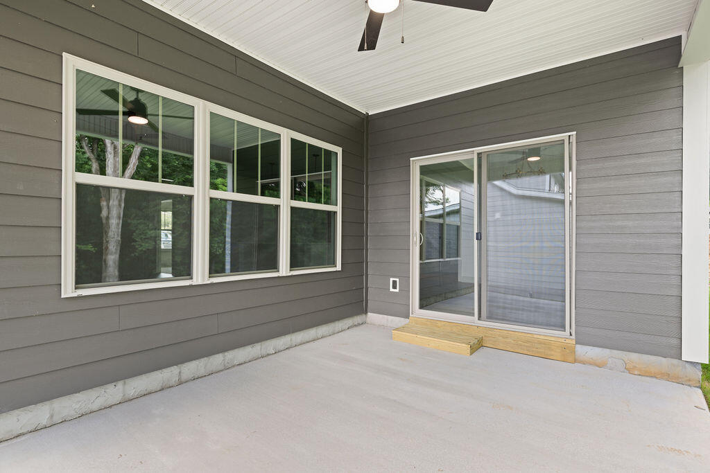 9852 Mayfly Road, Unit 75 Ooltewah, TN 37363 - Photo 34 of 37 Silverton-floor-plan-covered-patio