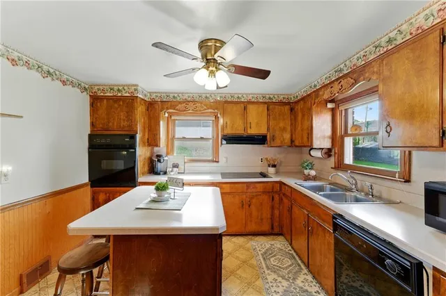 $189,900 | 407 East Fairfield Avenue, New Castle, PA 16105