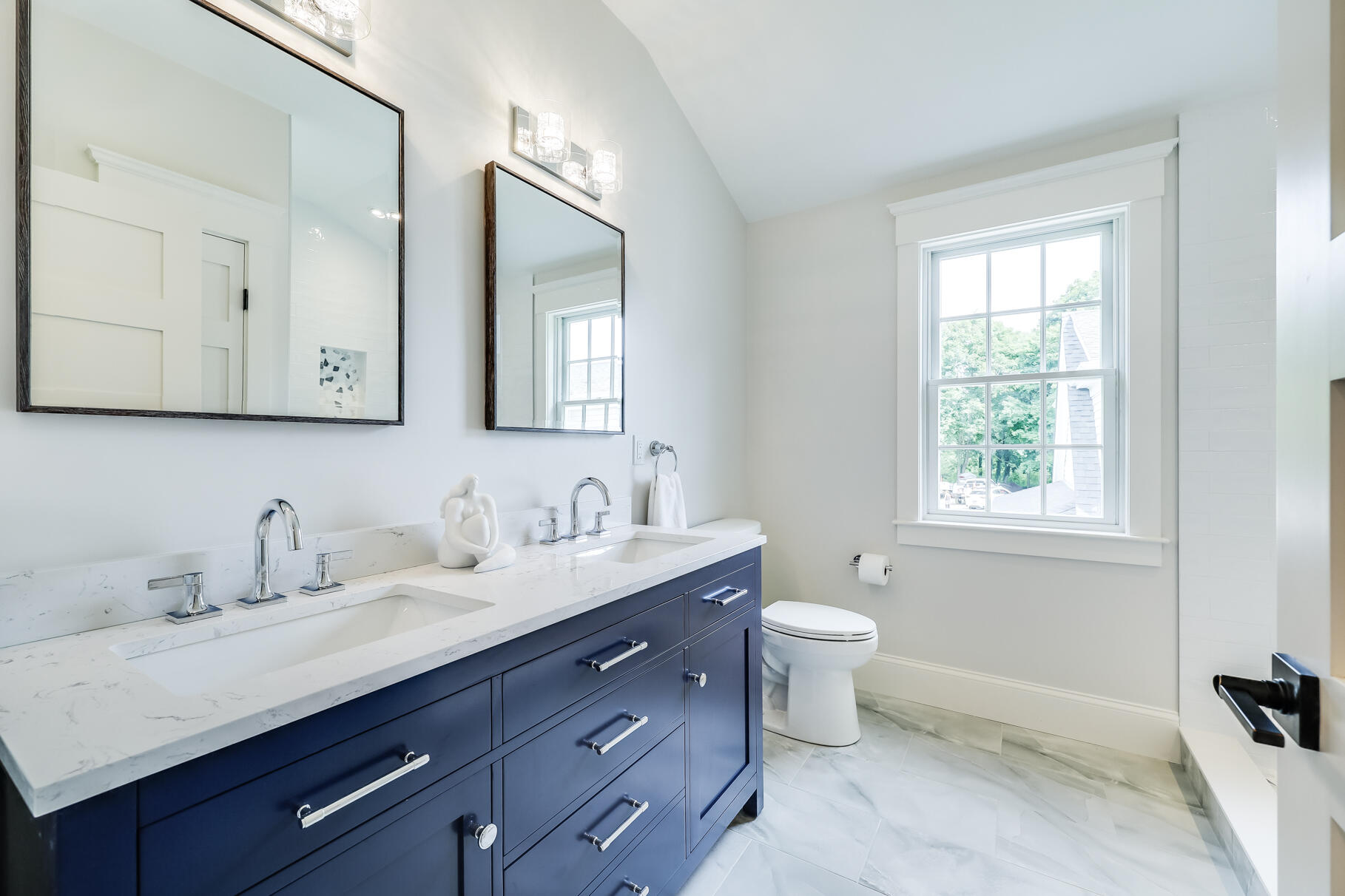 255 Old Main Road, Unit 1A North Falmouth, MA 02556 - Photo 24 of 41 Shared Full Bath