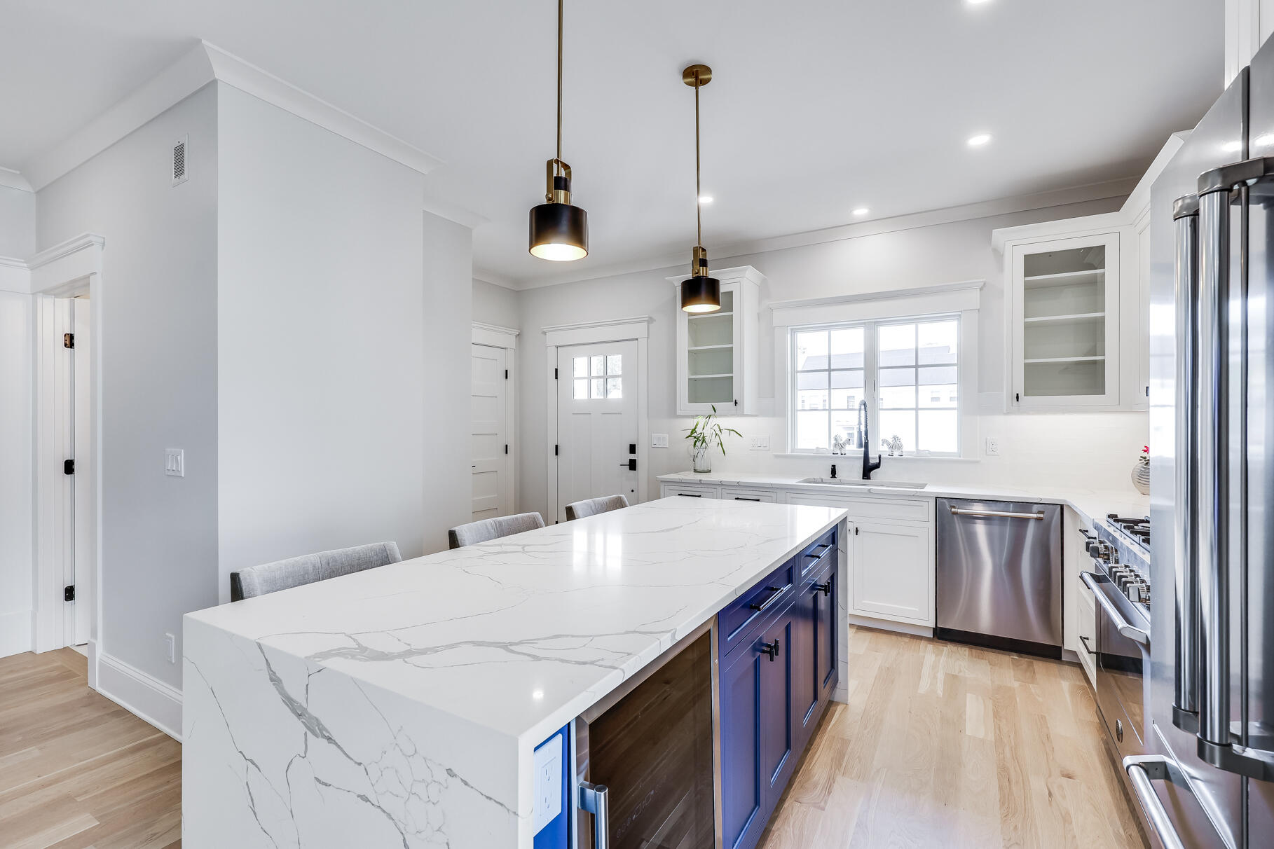 255 Old Main Road, Unit 1A North Falmouth, MA 02556 - Photo 7 of 41 Kitchen