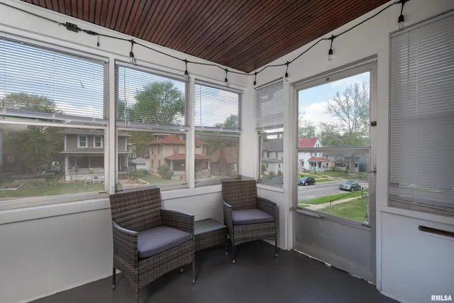 $143,000 | 1037 22nd Street, Rock Island, IL 61201