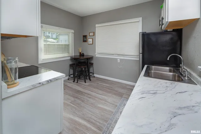 $143,000 | 1037 22nd Street, Rock Island, IL 61201