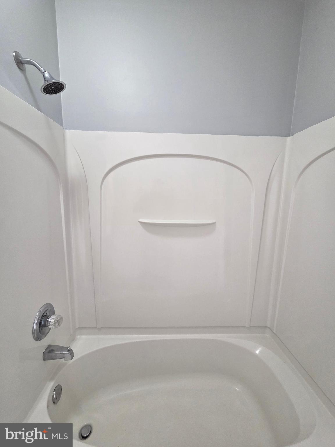 1440 Friedensburg Road Reading, PA 19606 - Photo 22 of 41 a bathroom with a bathtub