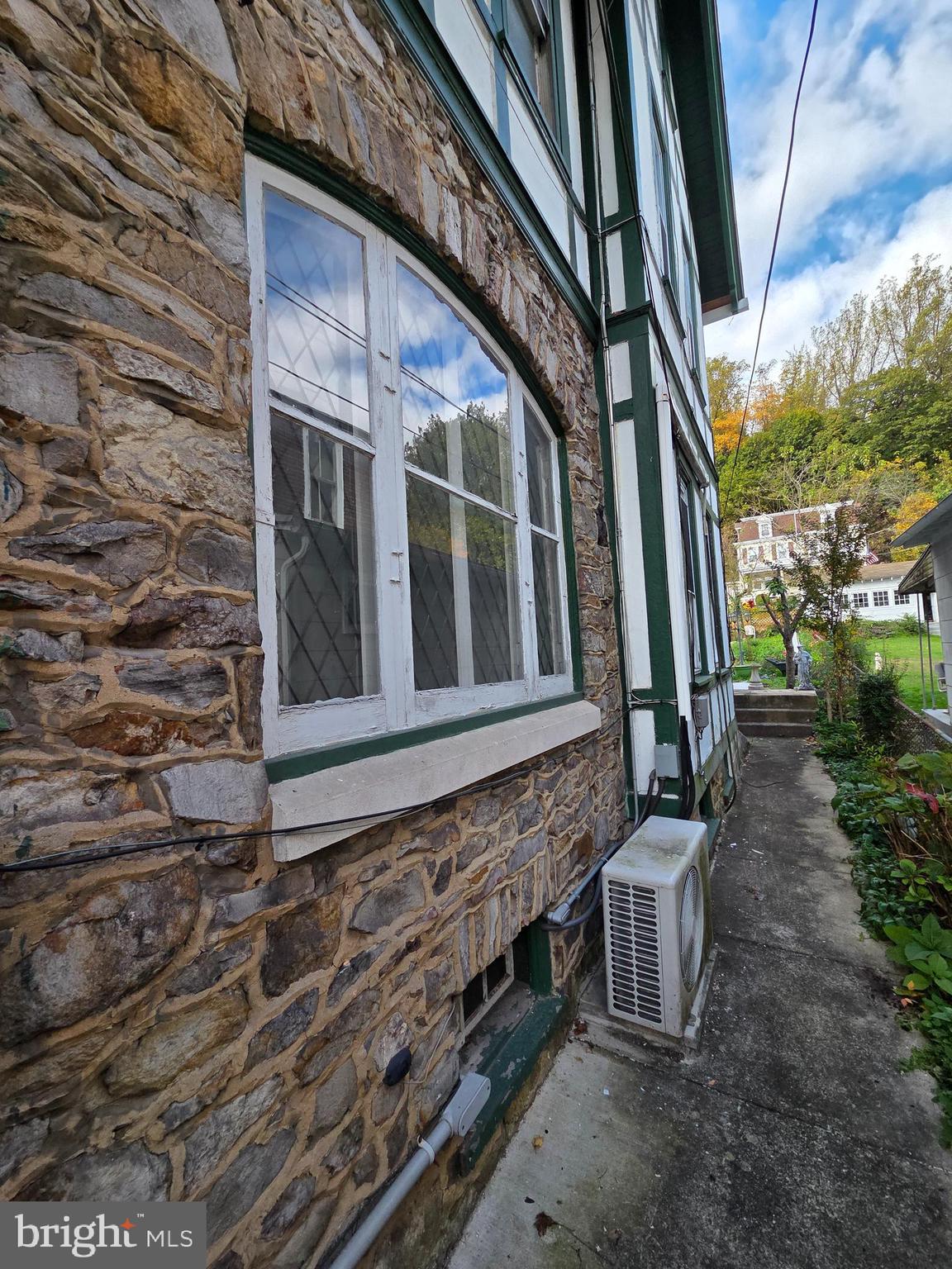 1440 Friedensburg Road Reading, PA 19606 - Photo 34 of 41 a view of a patio with table and chairs and potted plants