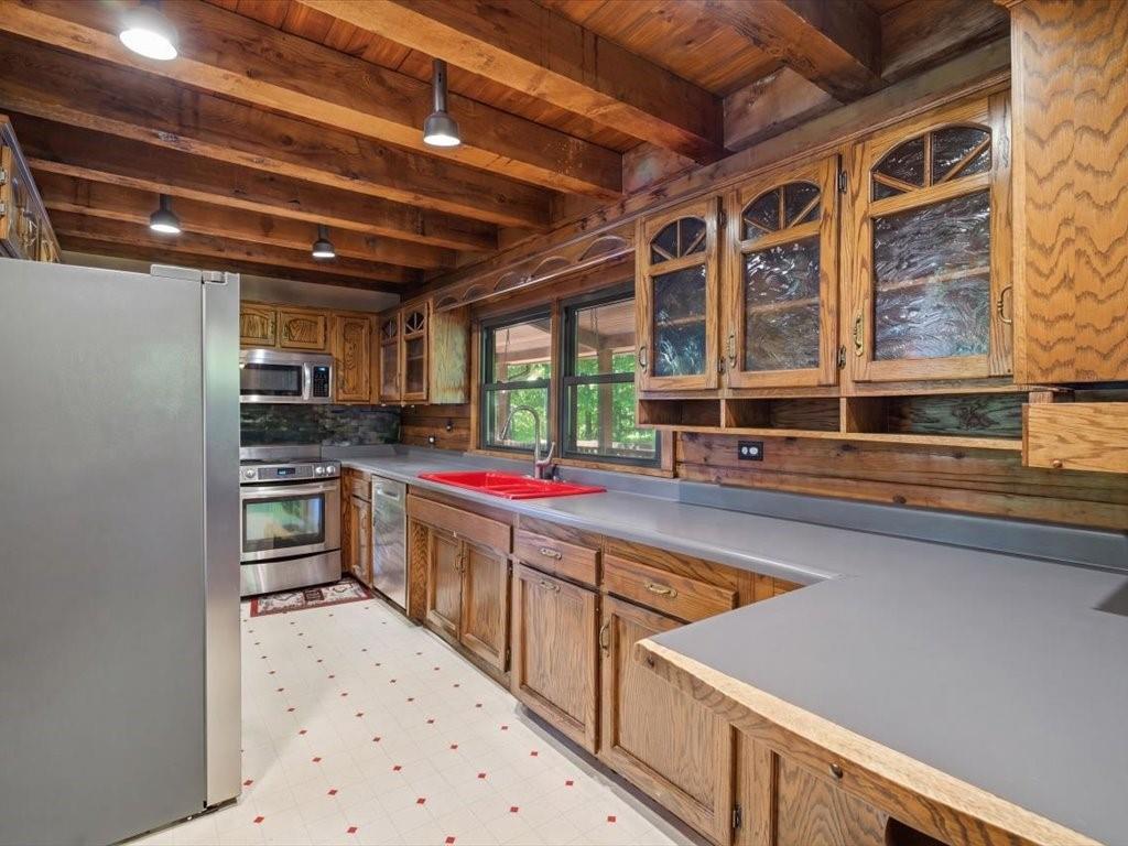 1826 Toms Run Road Holbrook, PA 15341 - Photo 15 of 50 Kitchen
