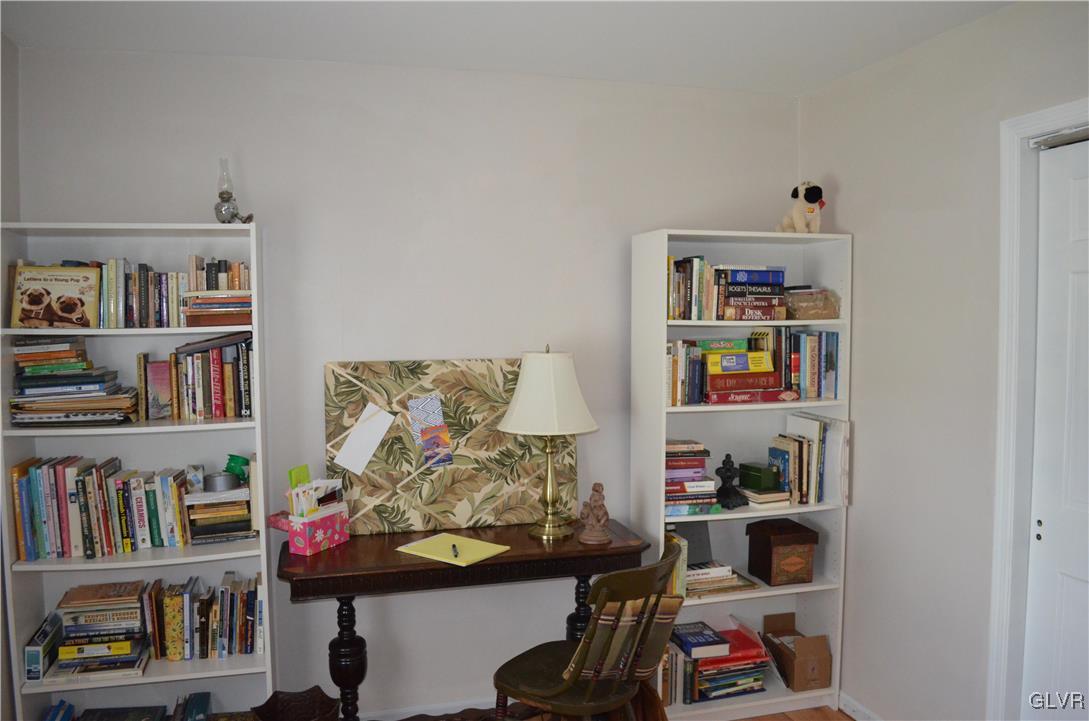 1701 Mine Lane Road Easton, PA 18045 - Photo 6 of 35 Gallery Image 6