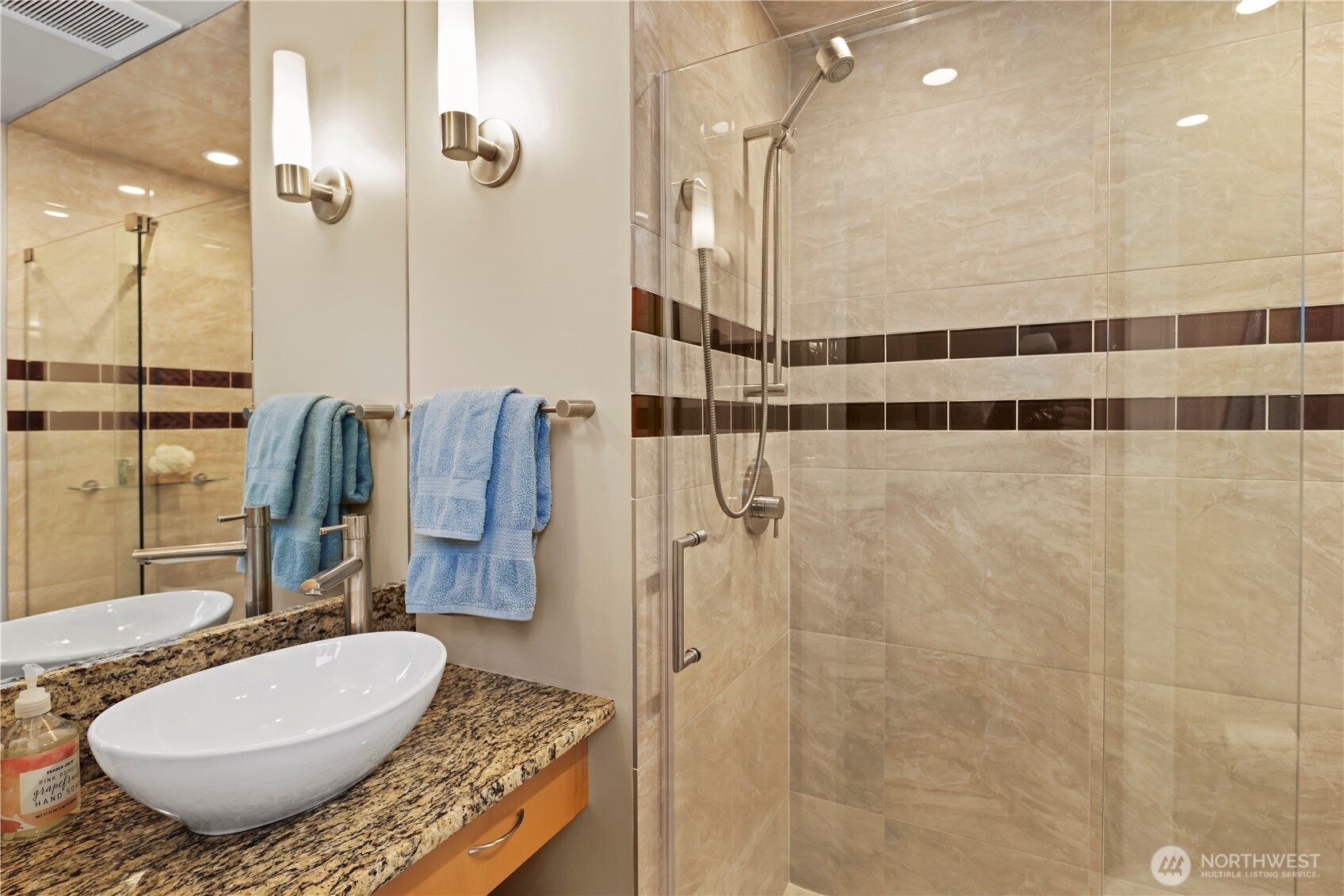 10623 Northeast 155th Place Bothell, WA 98011 - Photo 30 of 38