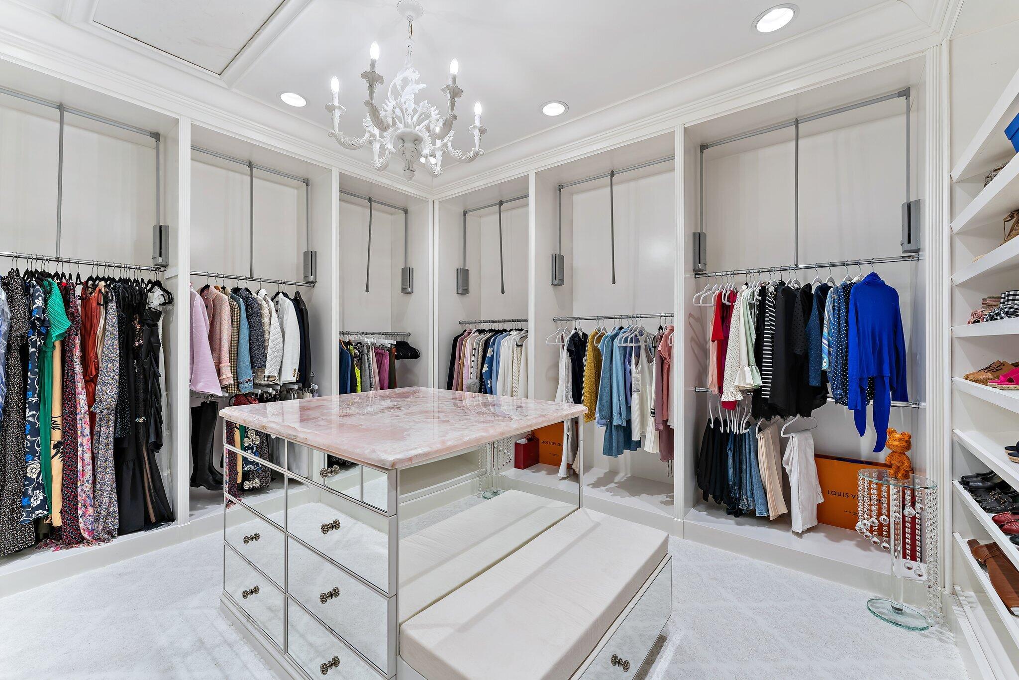 372 Regatta Drive Jupiter, FL 33477 - Photo 28 of 75 Her Primary Closet