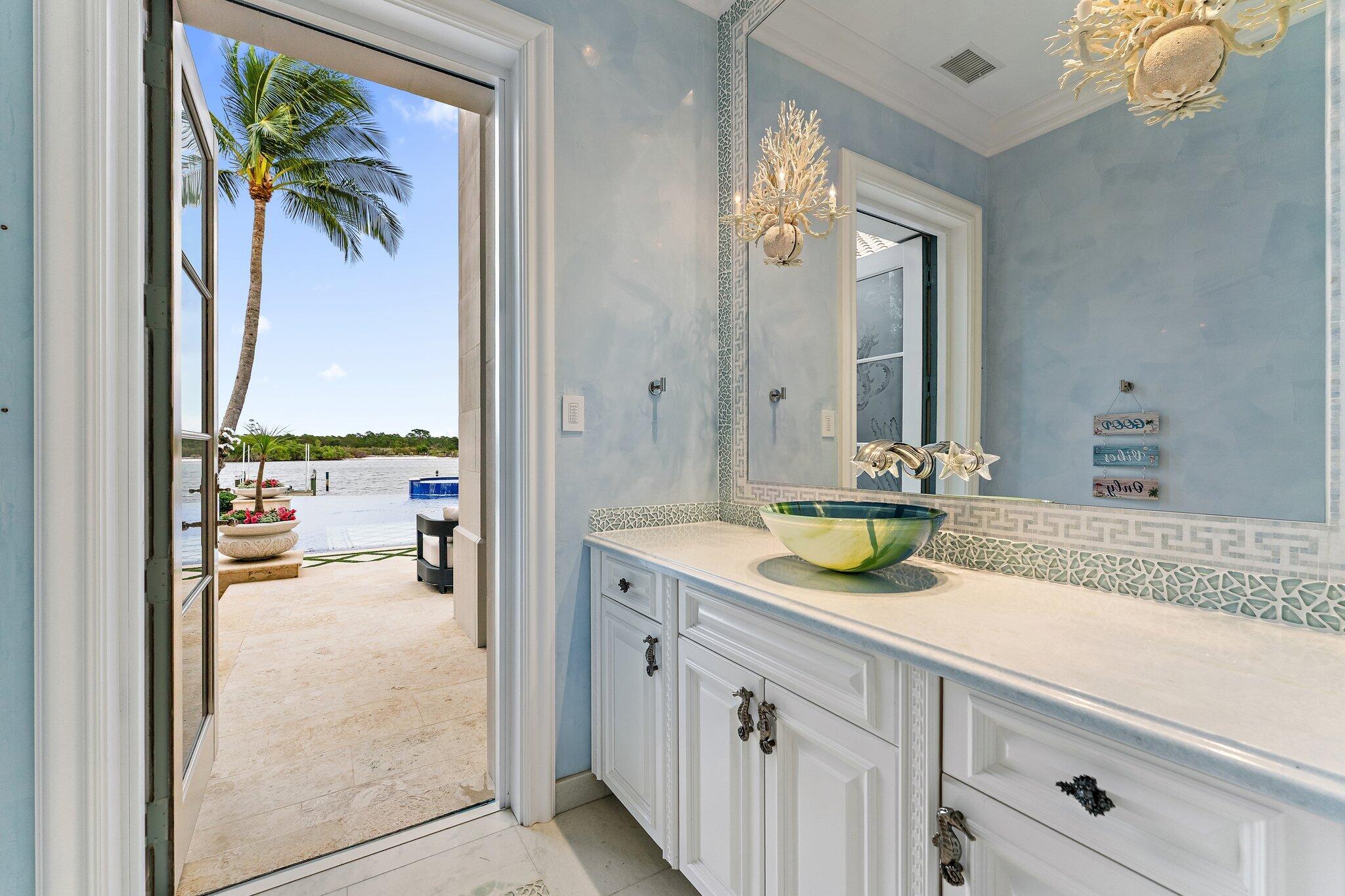 372 Regatta Drive Jupiter, FL 33477 - Photo 38 of 75 Cabana Bath