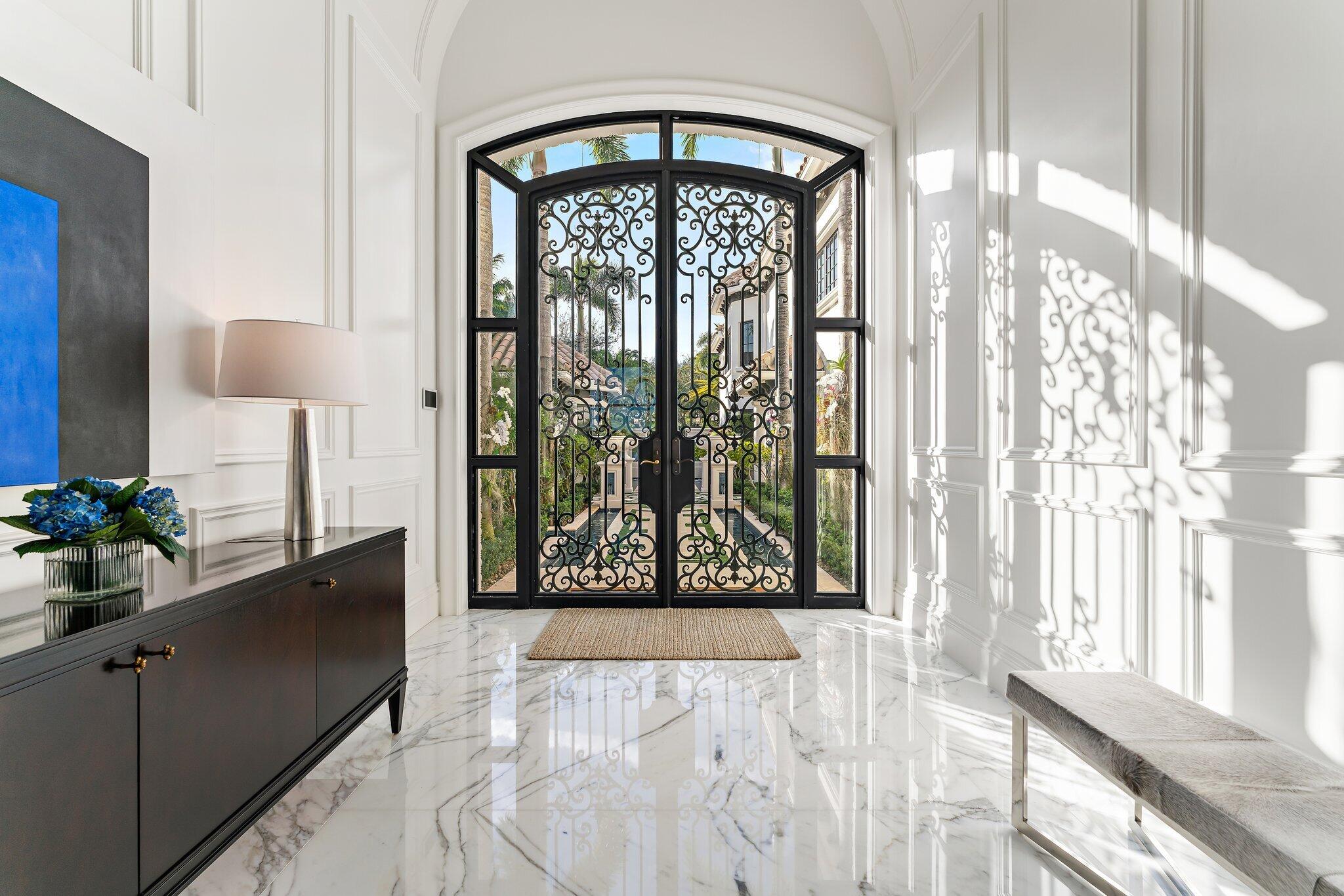 372 Regatta Drive Jupiter, FL 33477 - Photo 8 of 75 Foyer