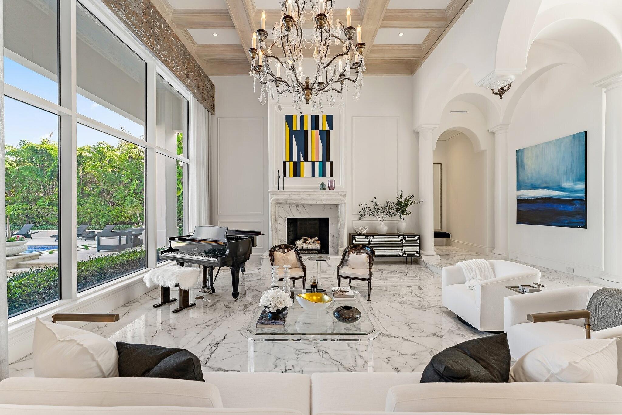 372 Regatta Drive Jupiter, FL 33477 - Photo 9 of 75 Living Room