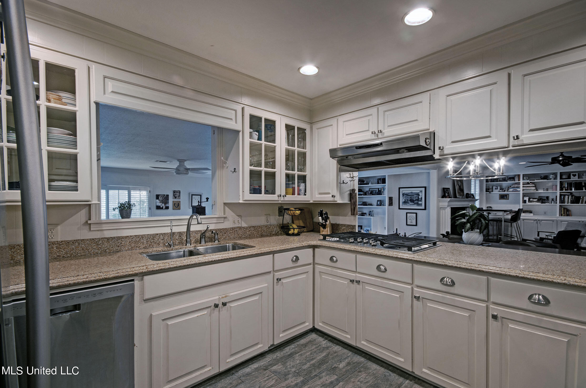 102 Dendron Drive Jackson, MS 39211 - Photo 10 of 32 IMGP1752_3_4