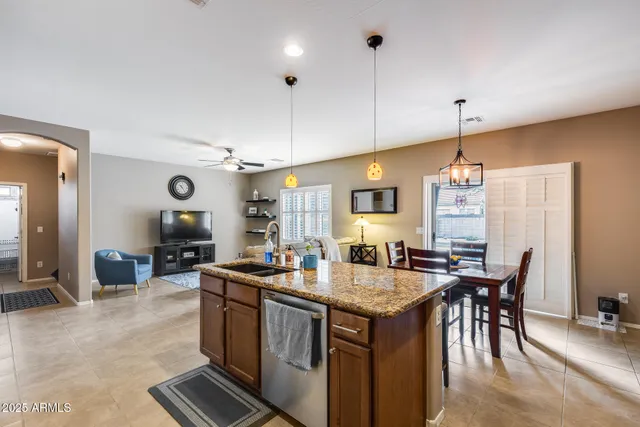 $547,500 | 12163 West Locust Lane, Avondale, AZ 85323